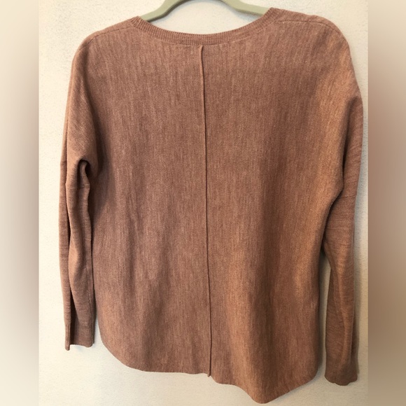 Dusty rose, cozy sweater. Brand: French Connection. Size: S. Lightly worn. - Picture 6 of 6
